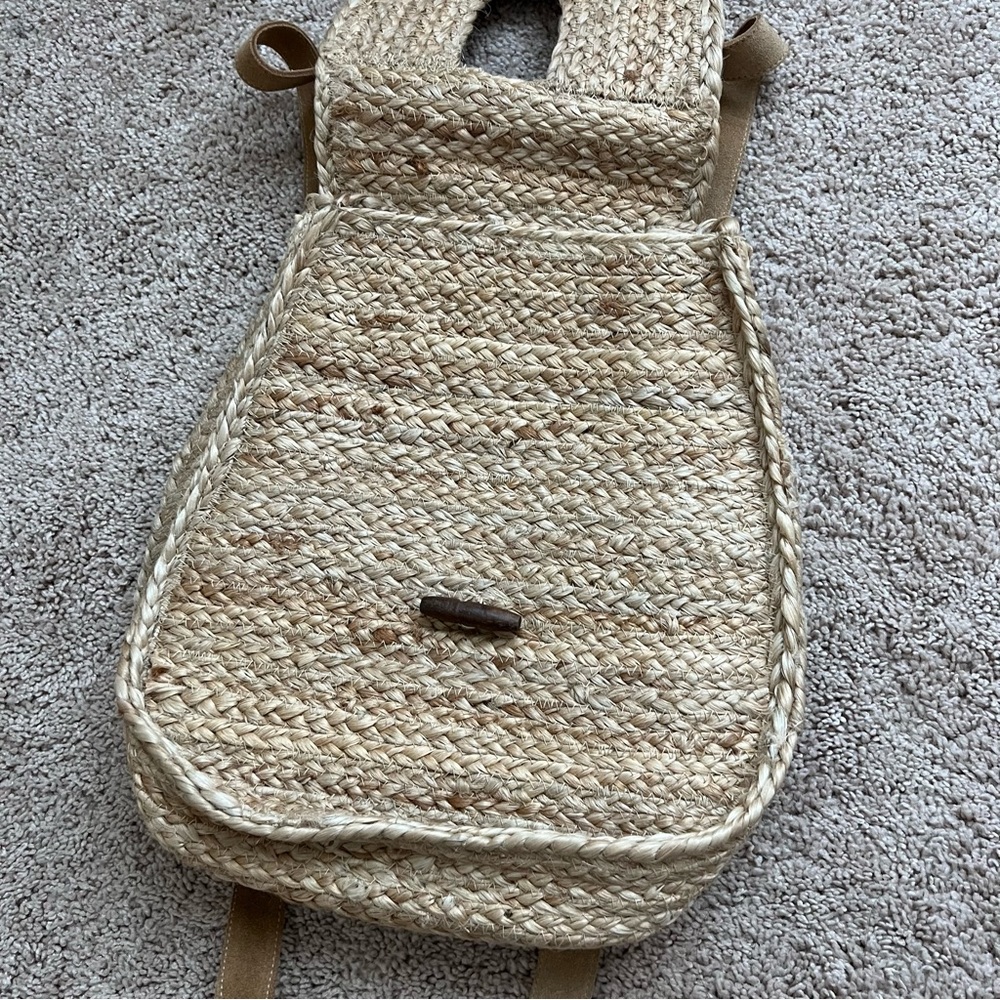 Jute Backpack - Picture 3 of 4